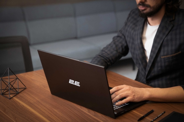 2E Ноутбук Complex Pro 17 17.3FHD IPS AG/Intel i3-1220P/8/512F/int/DOS
