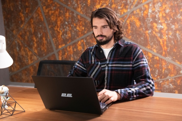 2E Ноутбук Rational 15 15.6FHD IPS AG/Intel i5-1155G7/8/512F/ODD/int/DOS