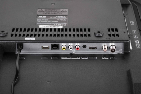 Smart-телевизор 2E 55A06L
