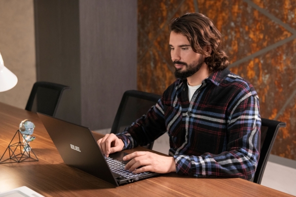 2E Ноутбук Rational 15 15.6″ FHD IPS AG, Intel i5-1155G7, 16GB, F512GB, ODD, UMA, DOS, чорний